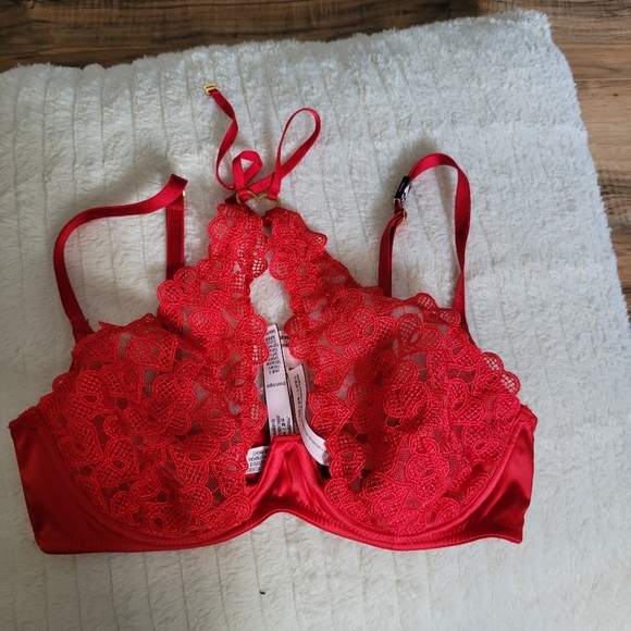 Victoria secret  Nwt bra - Picture 2 of 7